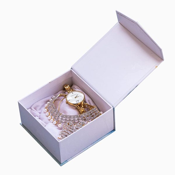 Luxury Gift Box 5x5x2.5 Inches Storage Box Magnetic Closure for Luxury Packaging Box for Mother's Day, Birthdays, Bridal Gifts,Weddings (Floral)