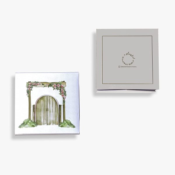Luxury Gift Box 5x5x2.5 Inches Storage Box Magnetic Closure for Luxury Packaging Box for Mother's Day, Birthdays, Bridal Gifts,Weddings (Floral)